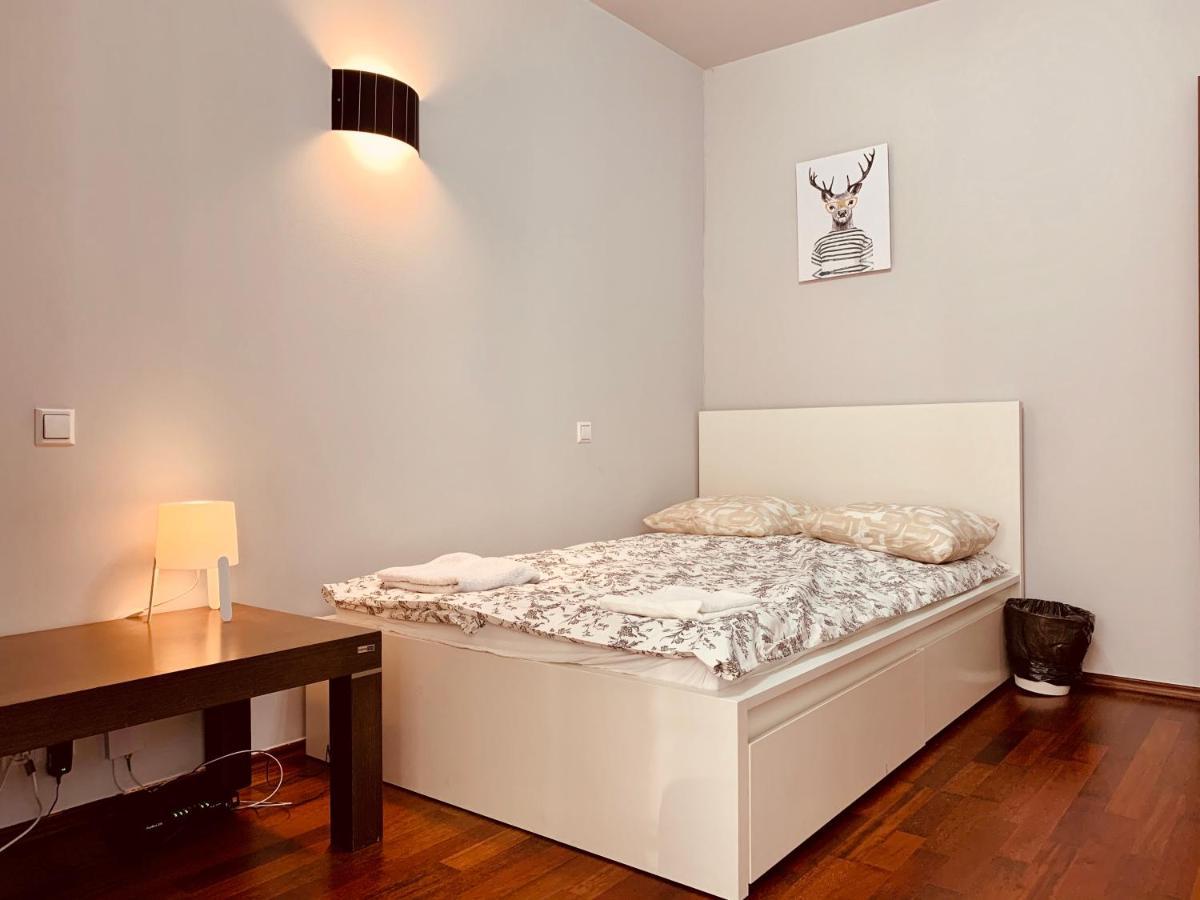 Charming Apartment Krasków Dış mekan fotoğraf